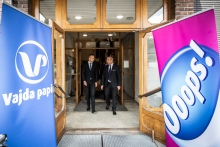 10 éves a Vajda-Papír norvégiai vállalata, Szijjártó Péter külgazdasági és külügyminiszter meglátogatta a Vajda-Papír norvégiai gyárát